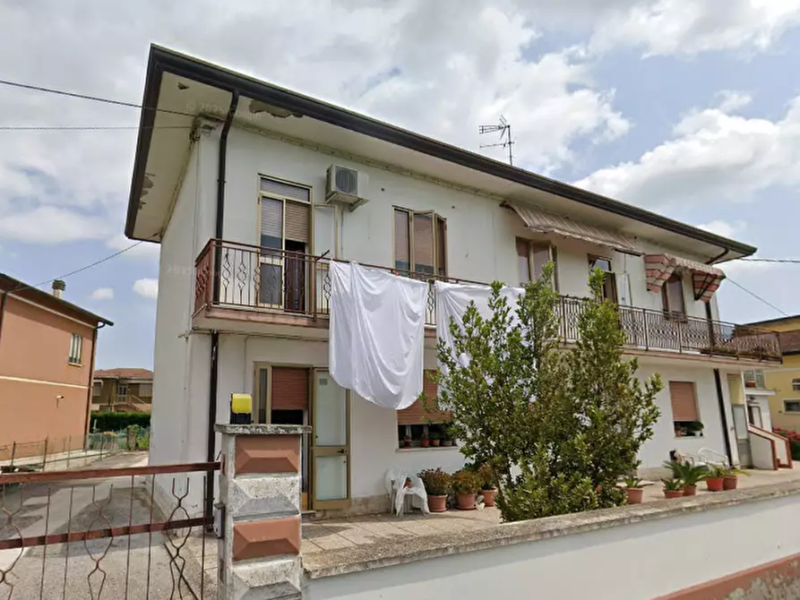 Immagine 8 di Appartamento in vendita  in Via Curiel Eugenio a Porto Tolle