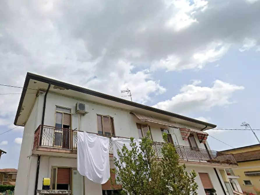 Immagine 15 di Appartamento in vendita  in Via Curiel Eugenio a Porto Tolle