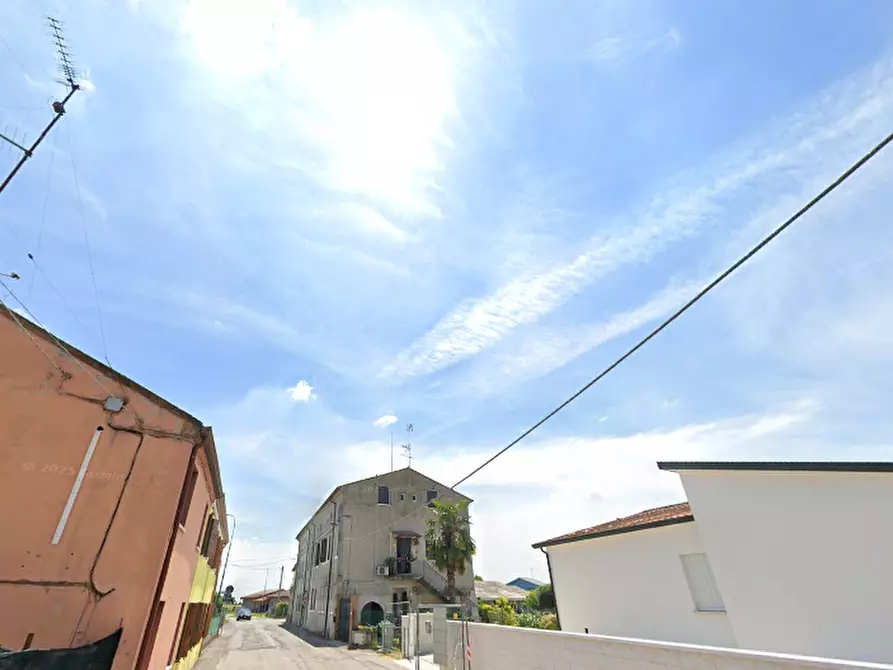 Immagine 12 di Porzione di casa in vendita  in Via Marchefave a Lendinara