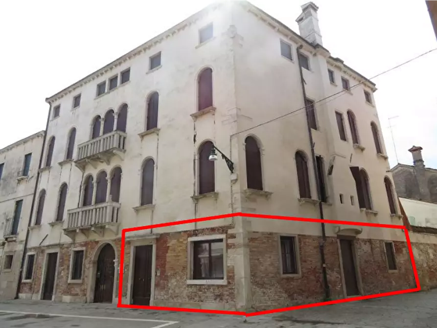 Immagine 1 di Appartamento in vendita  in Sestiere Dorsoduro a Venezia