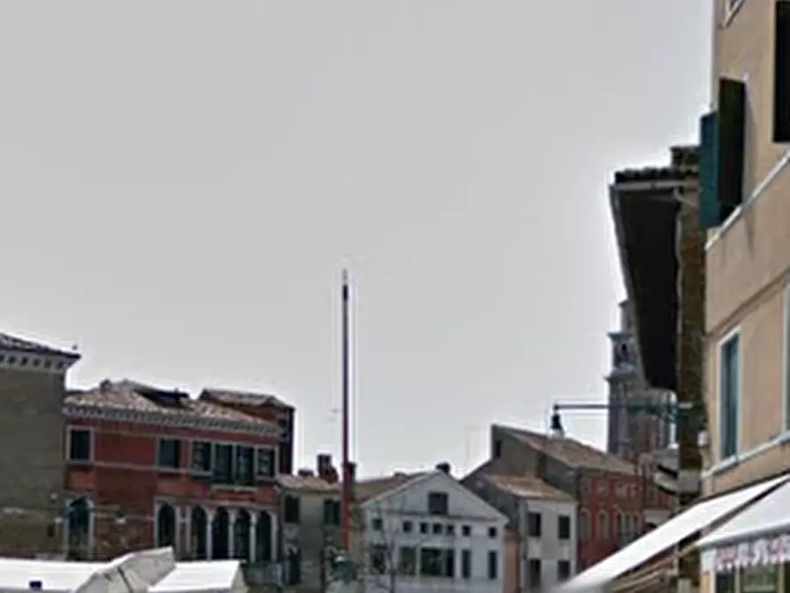 Immagine 2 di Appartamento in vendita  in Sestiere Dorsoduro a Venezia