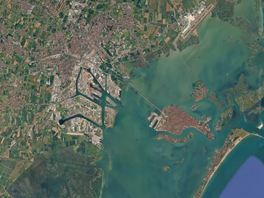 Immagine 7 di Negozio in vendita  in Isola Giudecca a Venezia