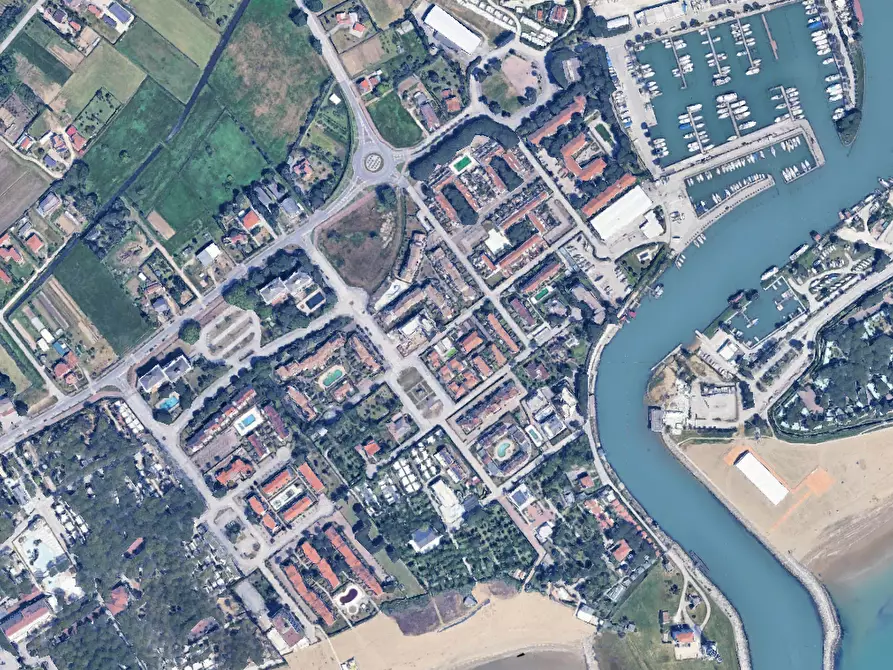 Immagine 2 di Villetta a schiera in vendita  in Via Orazio Nelson a Cavallino-Treporti