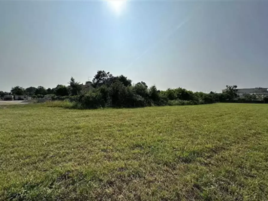 Immagine 1 di Terreno edificabile in vendita  in Strada delle Zecchette a Treviso