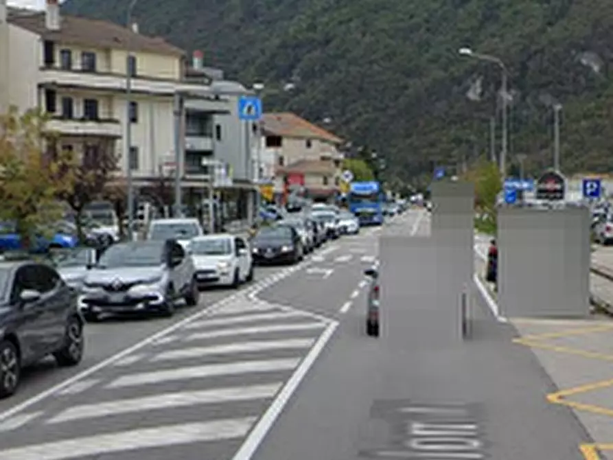 Immagine 8 di Negozio in vendita  in Viale Dolomiti a Ponte Nelle Alpi