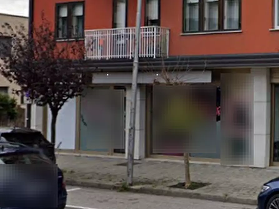 Immagine 6 di Negozio in vendita  in Viale Dolomiti a Ponte Nelle Alpi