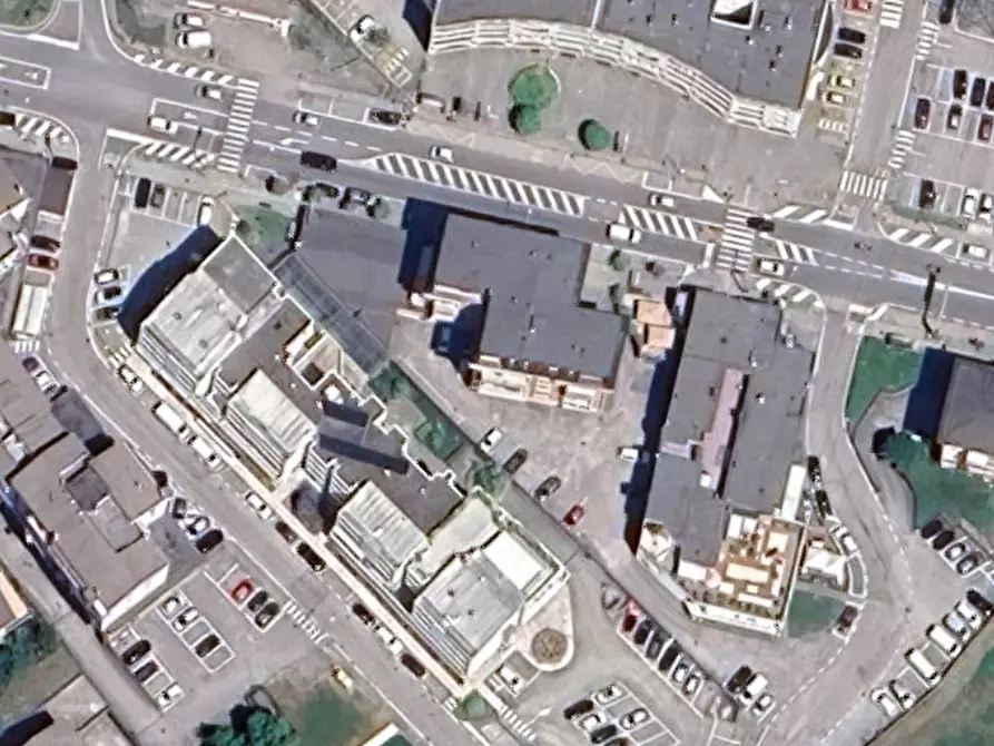 Immagine 15 di Negozio in vendita  in Viale Dolomiti a Ponte Nelle Alpi