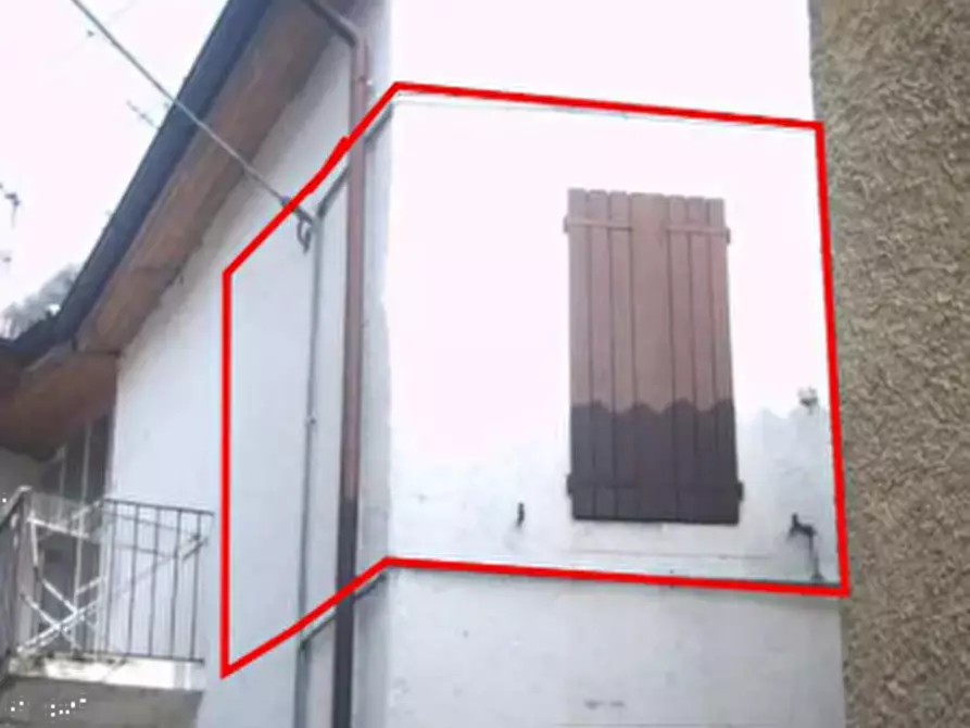 Immagine 4 di Appartamento in vendita  in Via Carlo Porta  a Ballabio