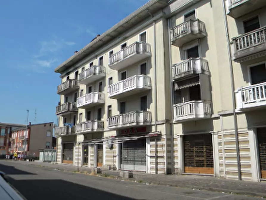 Immagine 3 di Appartamento in vendita  in Via indipendenza a Viadana