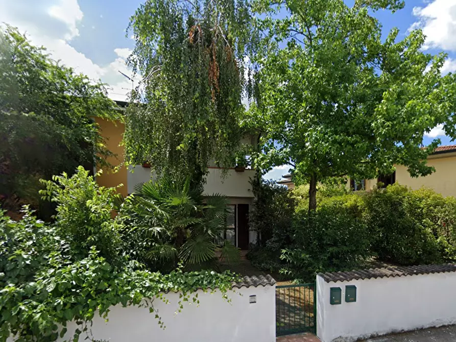 Immagine 4 di Villa in vendita  in Via Amedeo Modigliani a Curtatone