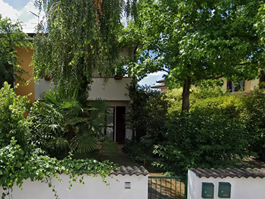 Immagine 5 di Villa in vendita  in Via Amedeo Modigliani a Curtatone