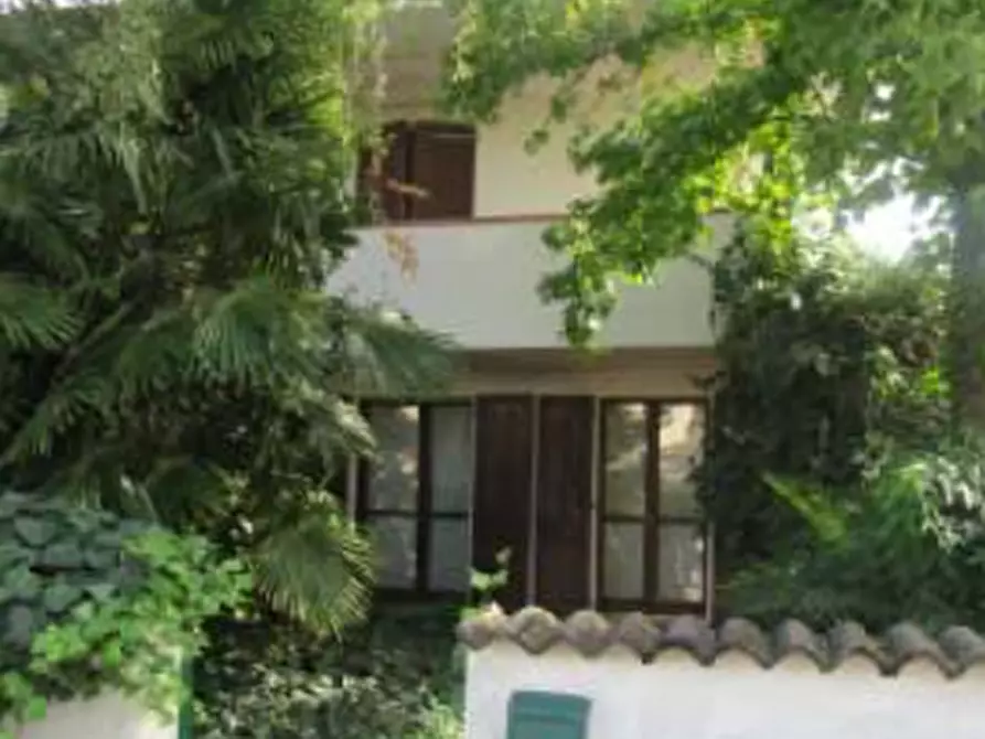 Immagine 11 di Villa in vendita  in Via Amedeo Modigliani a Curtatone