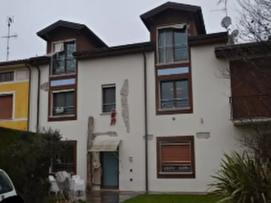 Immagine 3 di Porzione di casa in vendita  in Strada Paiazzo a Castel Goffredo