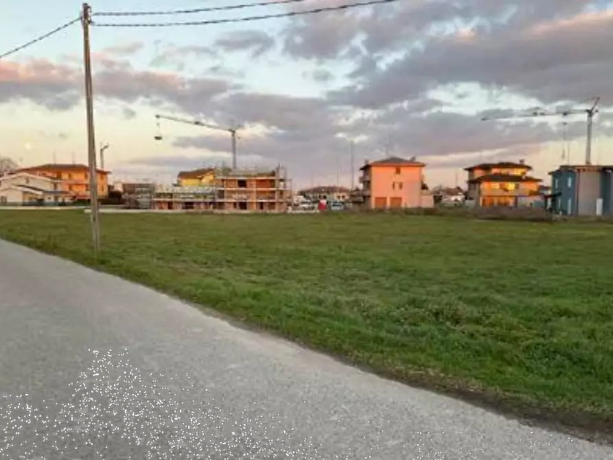 Immagine 1 di Terreno agricolo in vendita  in Fraz. Tabellano a Suzzara