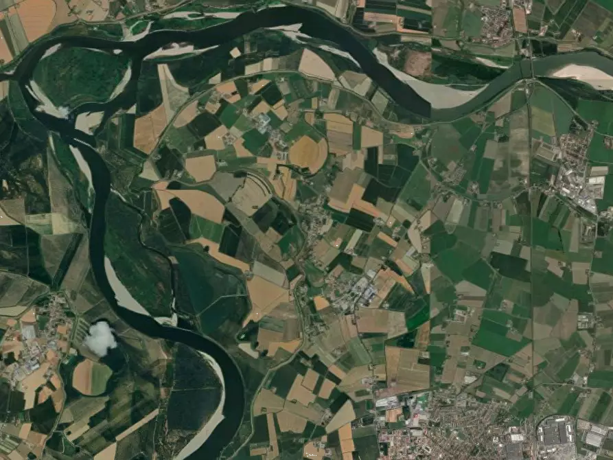 Immagine 8 di Terreno agricolo in vendita  in Fraz. Tabellano a Suzzara