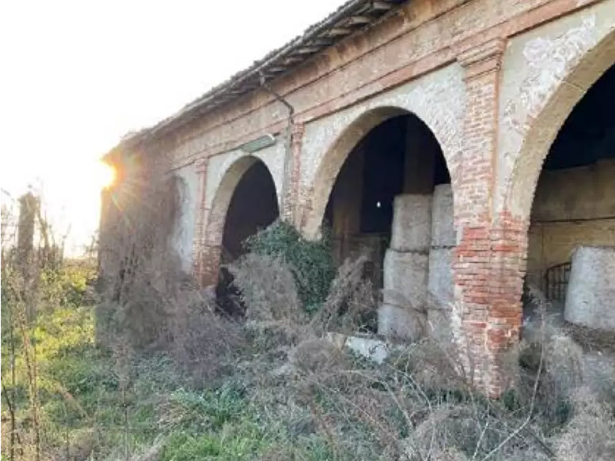 Immagine 1 di Villa in vendita  in Str. Carobio a Suzzara