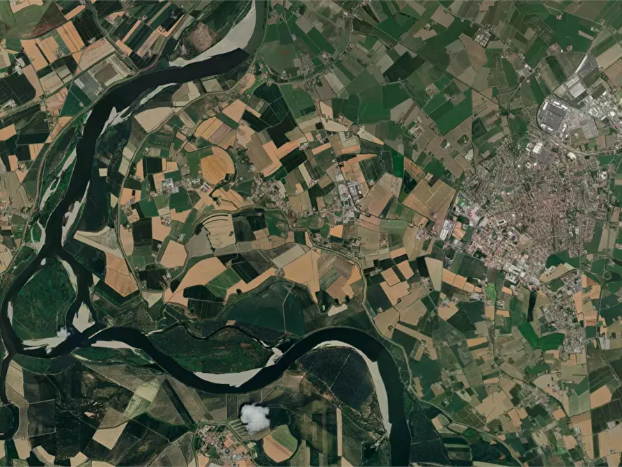 Immagine 21 di Villa in vendita  in Str. Carobio a Suzzara