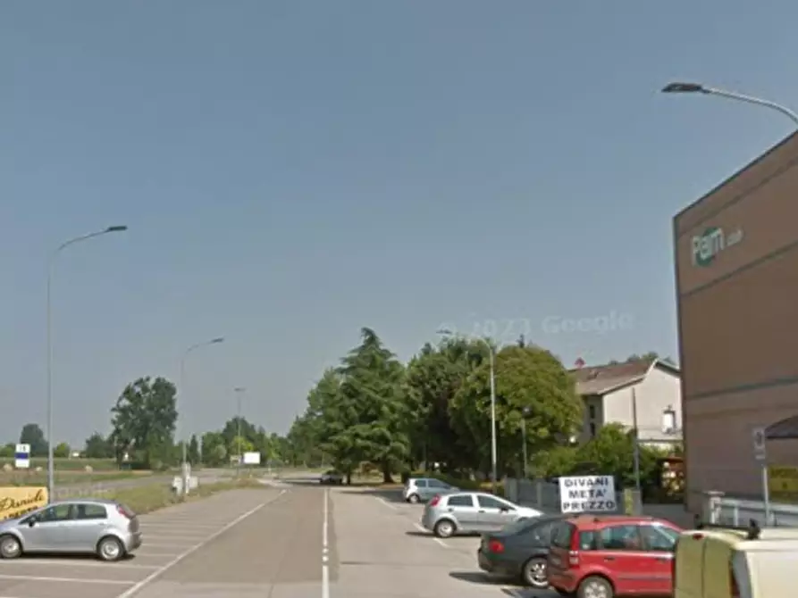 Immagine 9 di Capannone industriale in vendita  in Via Moro a San Possidonio