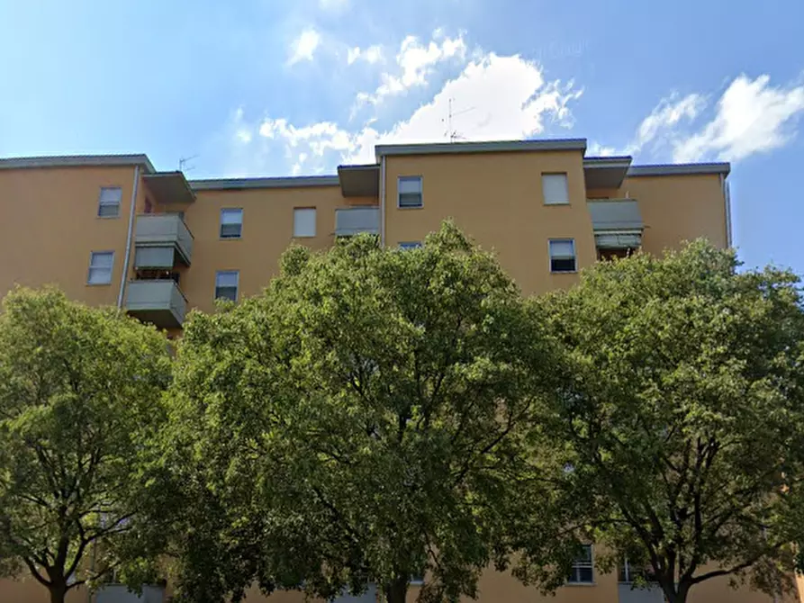 Immagine 7 di Appartamento in vendita  in Via Montecarlo a Carpi