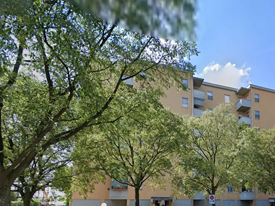 Immagine 9 di Appartamento in vendita  in Via Montecarlo a Carpi