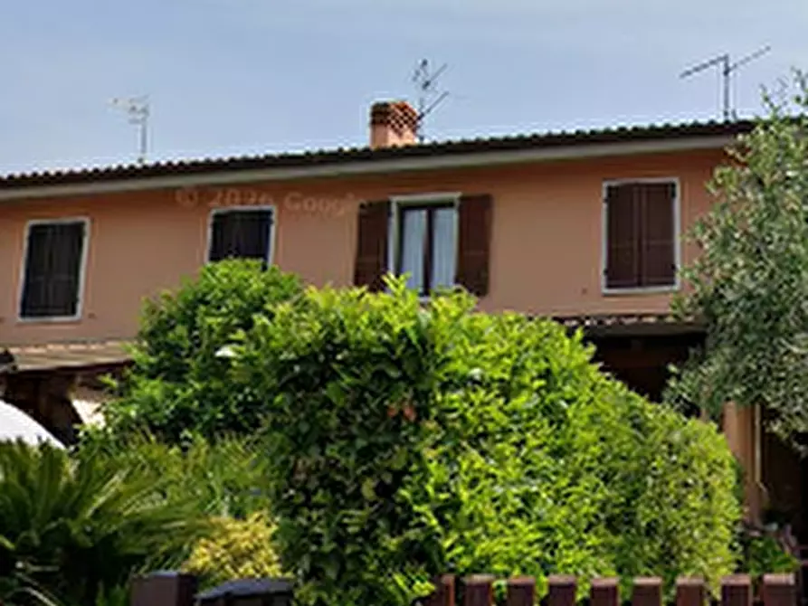 Immagine 11 di Villetta a schiera in vendita  in Via Risorgimento a Lazise