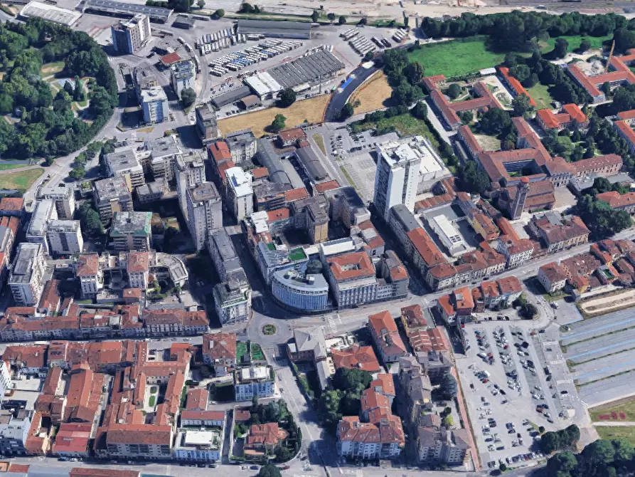 Immagine 8 di Appartamento in vendita  in Viale Milano 36 a Vicenza