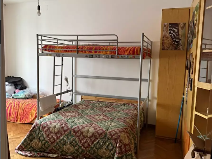 Immagine 30 di Appartamento in vendita  in Viale Milano 36 a Vicenza