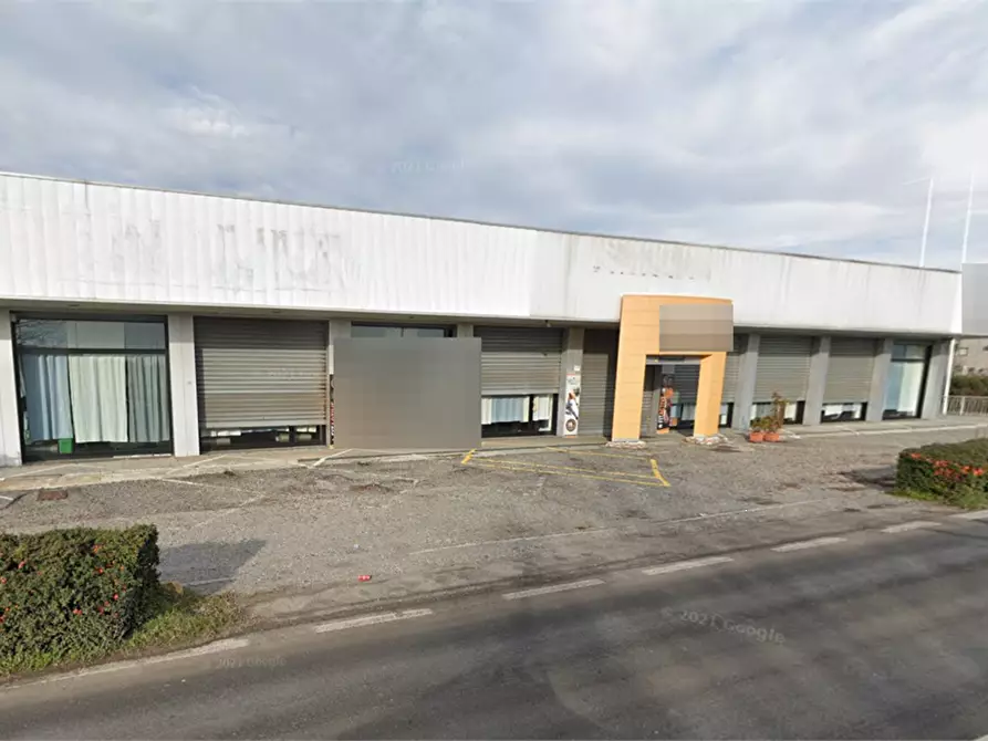 Immagine 11 di Capannone industriale in vendita  in Via Milano a Robbiate
