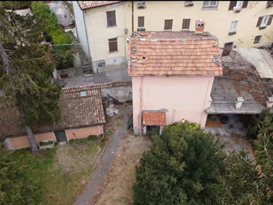 Immagine 5 di Hotel in vendita  in Via Lunate a Canzo