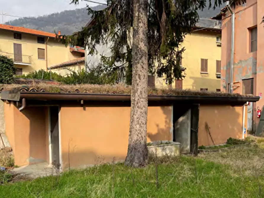 Immagine 8 di Hotel in vendita  in Via Lunate a Canzo