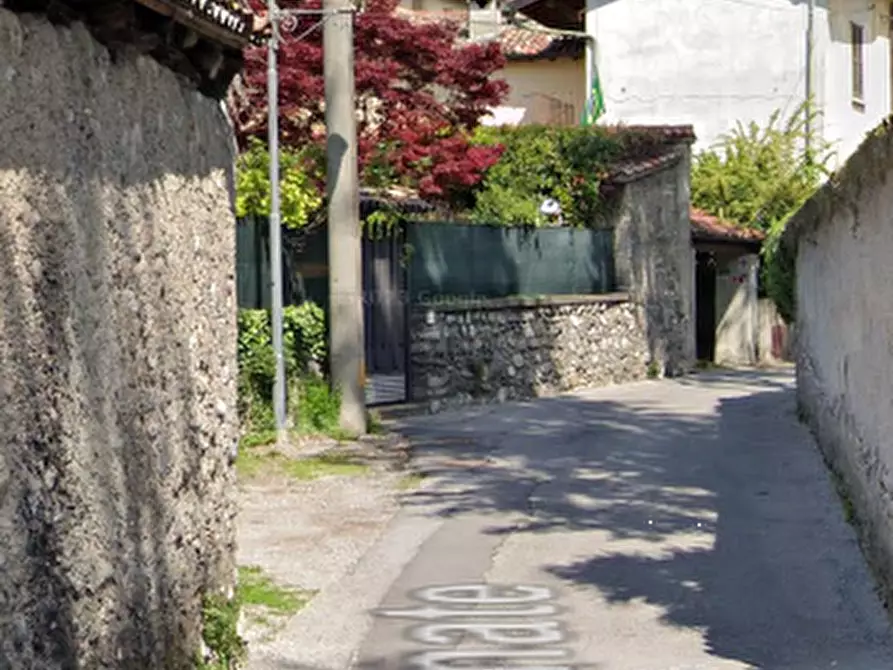 Immagine 17 di Hotel in vendita  in Via Lunate a Canzo