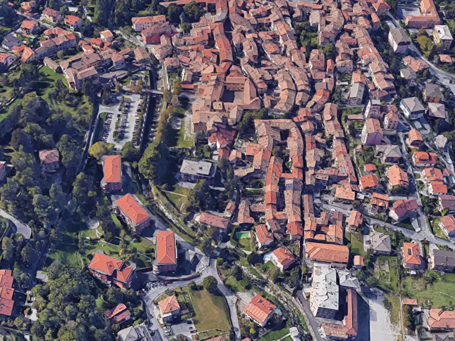 Immagine 19 di Hotel in vendita  in Via Lunate a Canzo