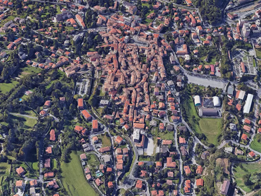 Immagine 21 di Hotel in vendita  in Via Lunate a Canzo