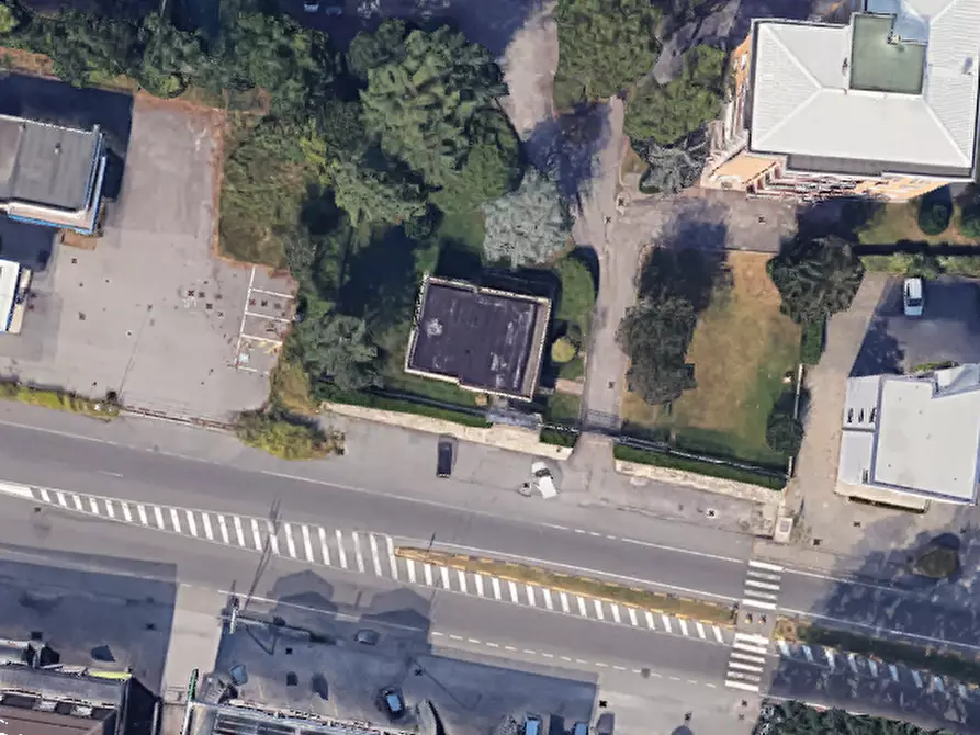 Immagine 15 di Appartamento in vendita  in Via Dante Alighieri a Lurago D'erba