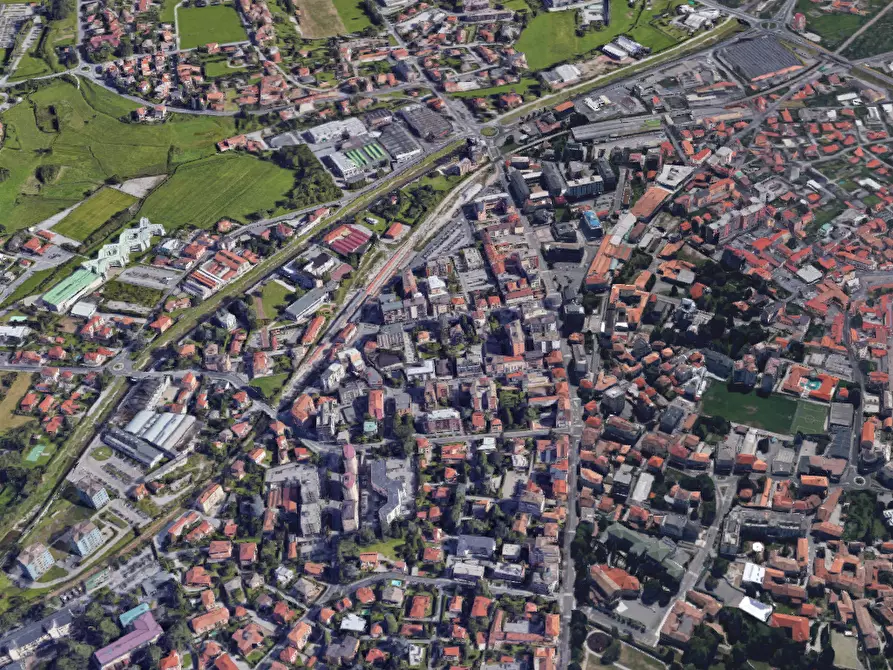 Immagine 18 di Appartamento in vendita  in Corso XXV Aprile a Erba