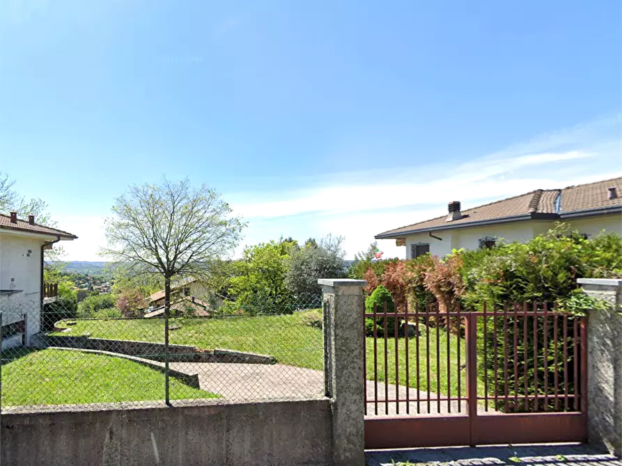 Immagine 4 di Villa in vendita  in Via Villette a Proserpio