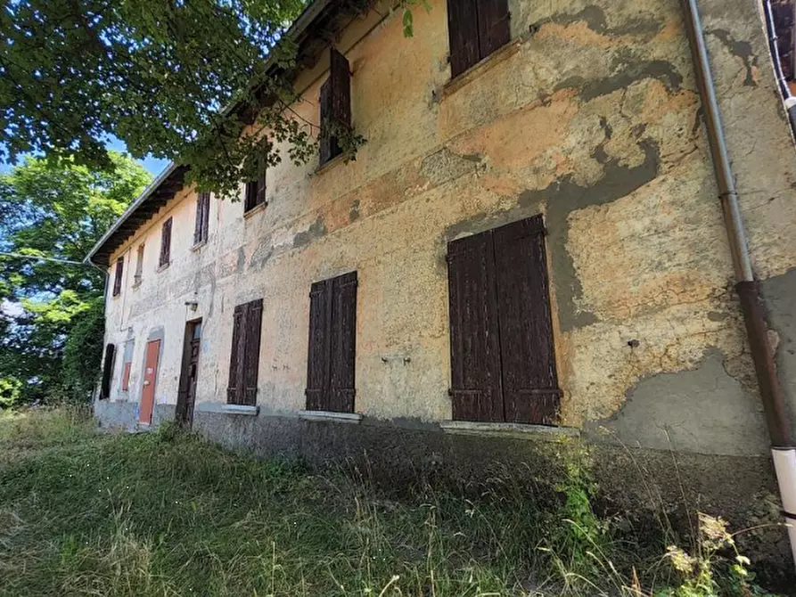 Immagine 2 di Stabile in vendita  in Via Comunale a Palagano