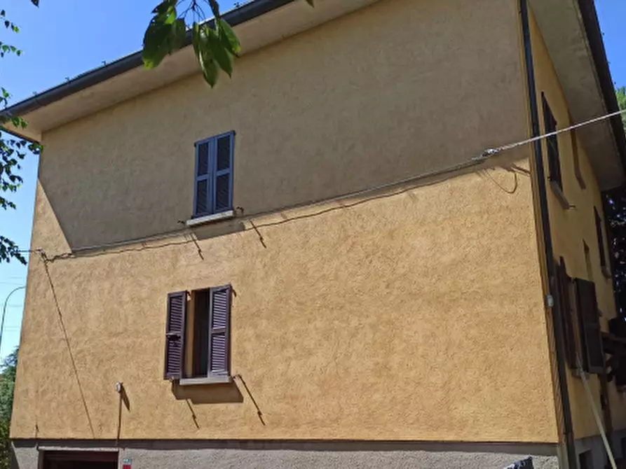 Immagine 1 di Casa bifamiliare in vendita  in Viale Lombardia a Cantù