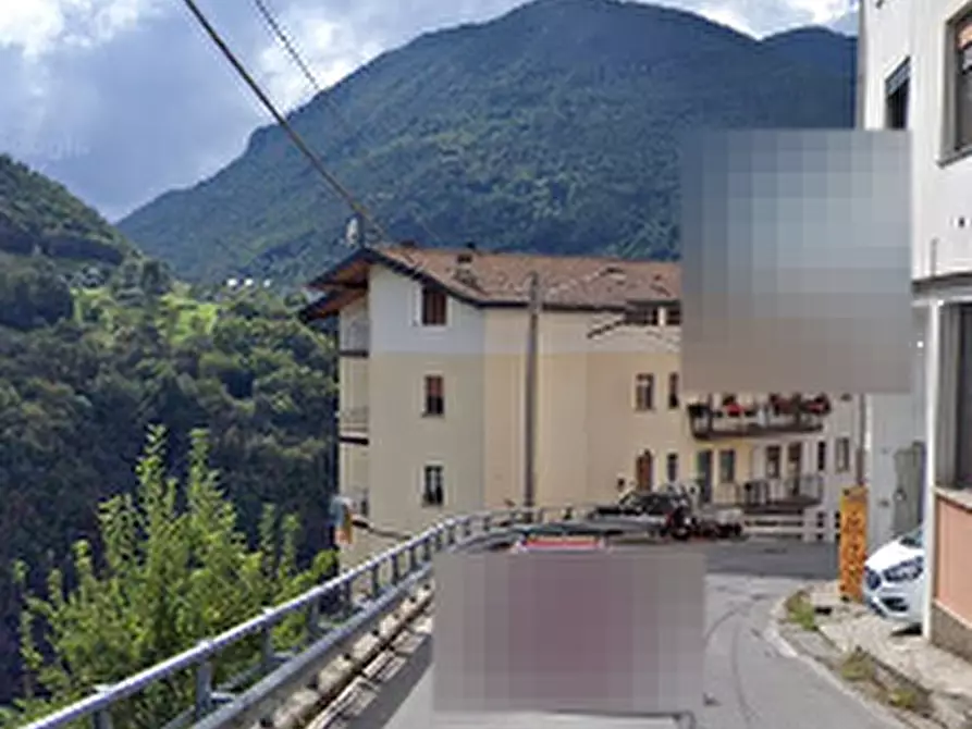 Immagine 5 di Appartamento in vendita  in  Via Roma a Premana