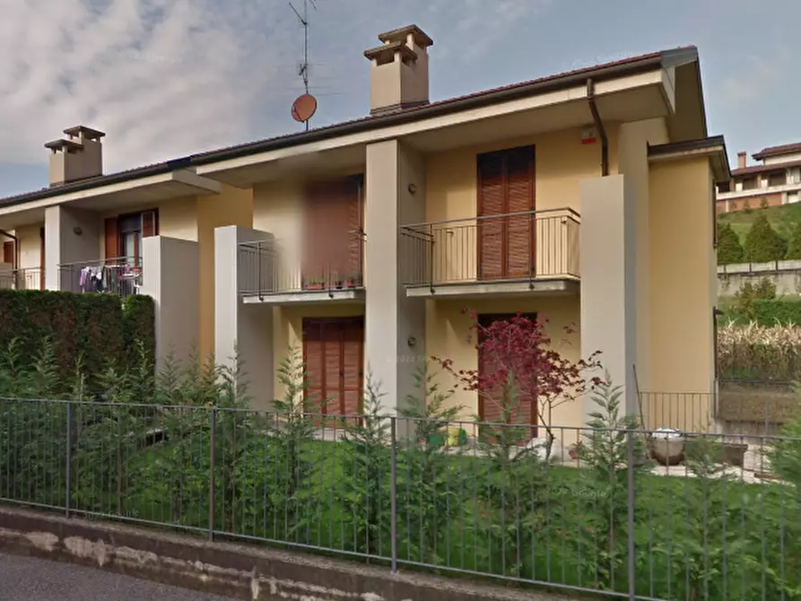 Immagine 8 di Appartamento in vendita  in Via Campolasco a Bulciago