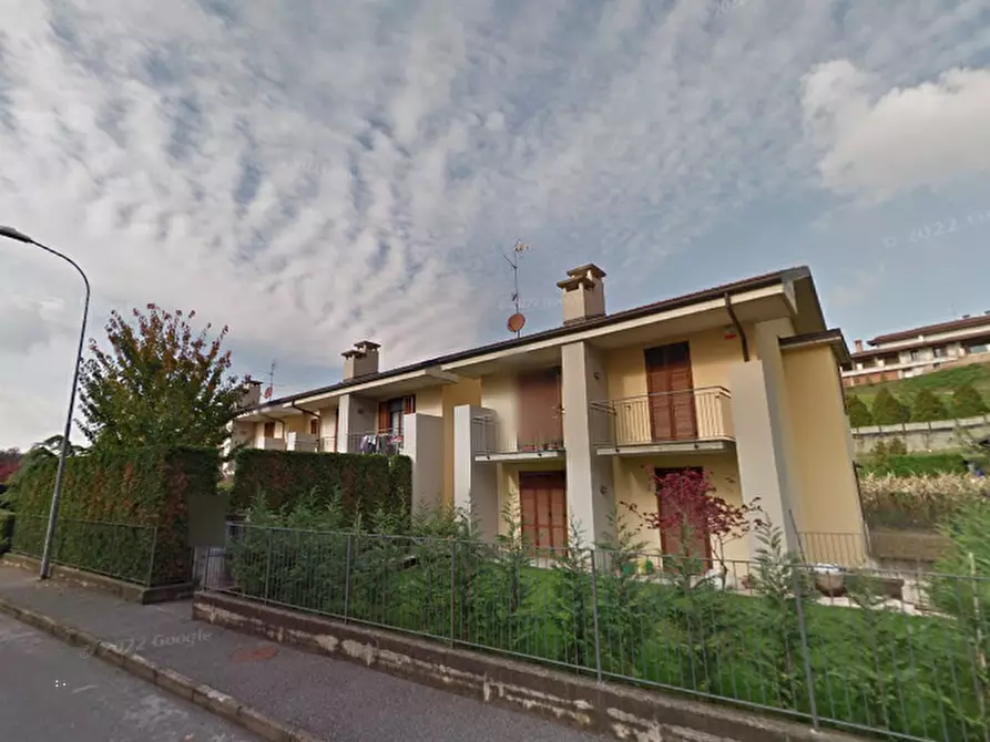 Immagine 12 di Appartamento in vendita  in Via Campolasco a Bulciago