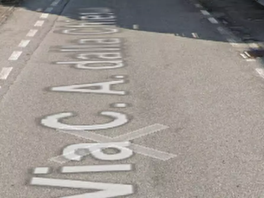 Immagine 3 di Magazzino in vendita  in Via C. A. dalla Chiesa a Oggiono