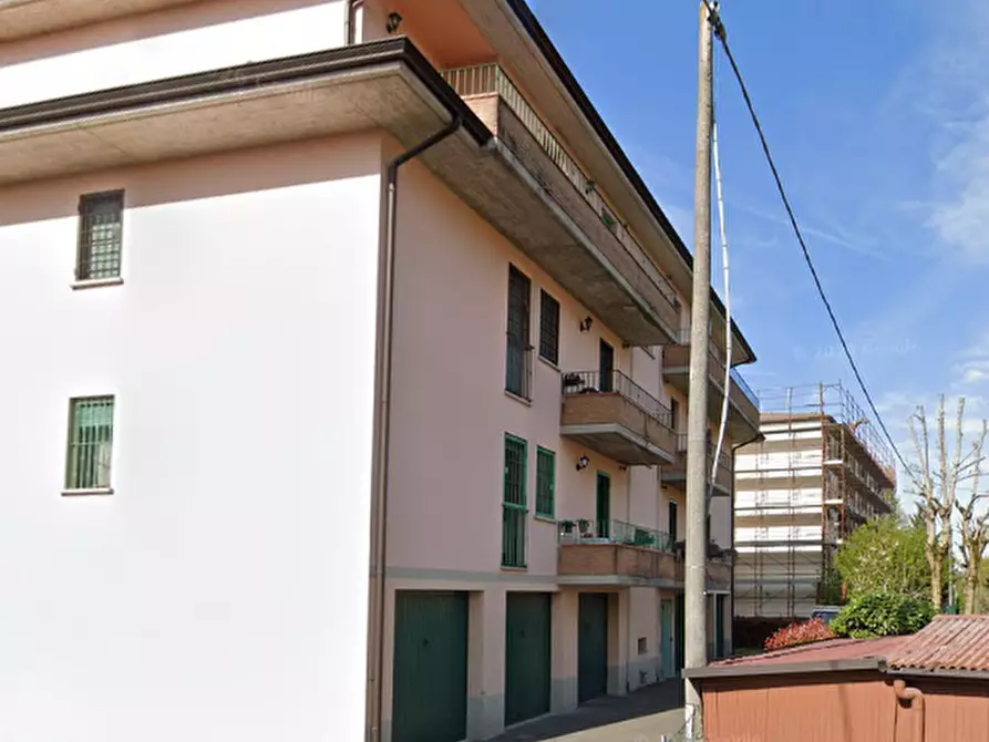 Immagine 6 di Appartamento in vendita  in Via Dei Gonzaga a Reggio Nell'emilia
