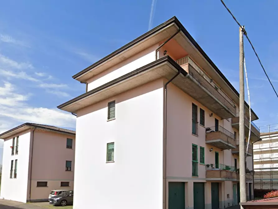 Immagine 9 di Appartamento in vendita  in Via Dei Gonzaga a Reggio Nell'emilia