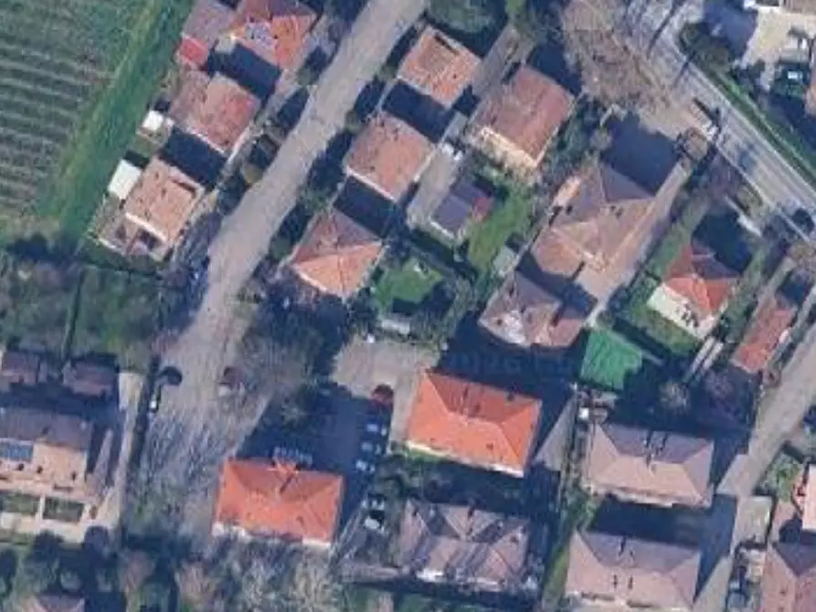 Immagine 16 di Appartamento in vendita  in Via Dei Gonzaga a Reggio Nell'emilia