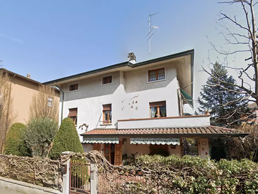 Immagine 3 di Casa indipendente in vendita  in Via Telemaco Dall'Aria a Reggio Nell'emilia