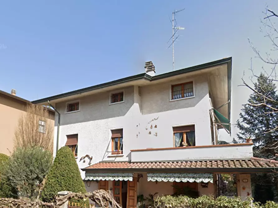 Immagine 5 di Casa indipendente in vendita  in Via Telemaco Dall'Aria a Reggio Nell'emilia