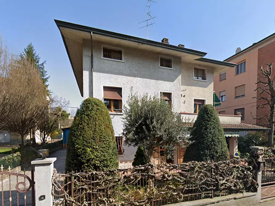 Immagine 10 di Casa indipendente in vendita  in Via Telemaco Dall'Aria a Reggio Nell'emilia