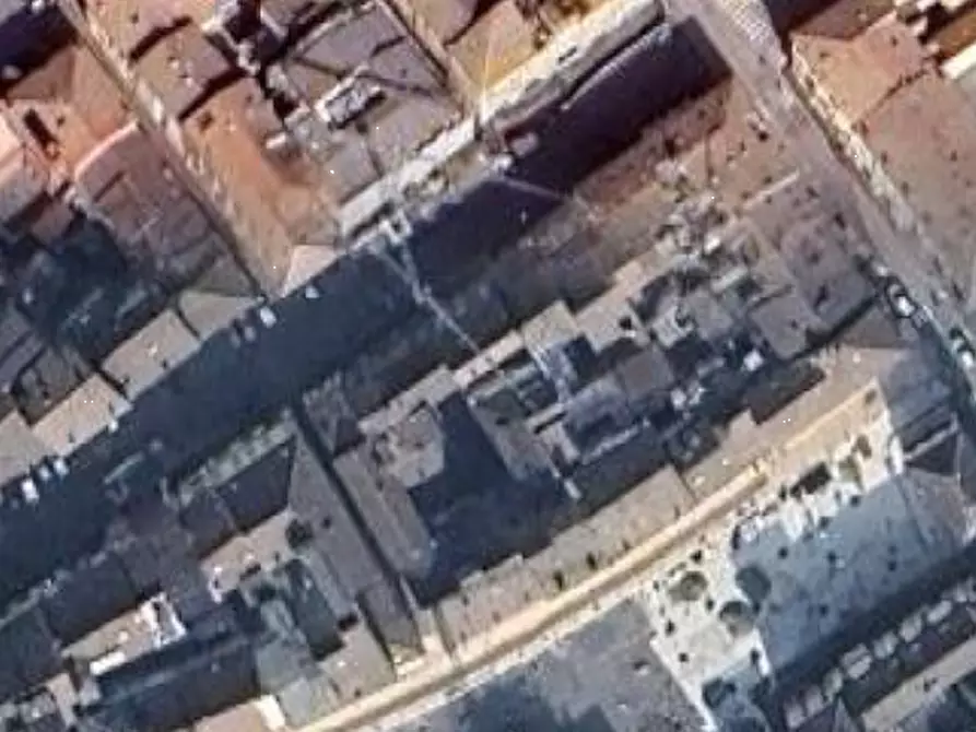 Immagine 7 di Negozio in vendita  in Piazza Giuseppe Garibaldi a Finale Emilia