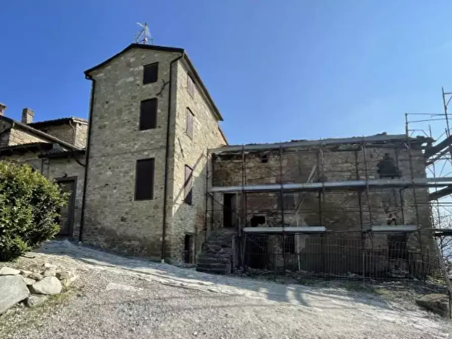 Immagine 4 di Casa indipendente in vendita  in Fraz. Goiano Strada Goiano  a Terenzo